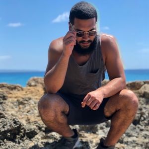 Meet your Posher, Javier